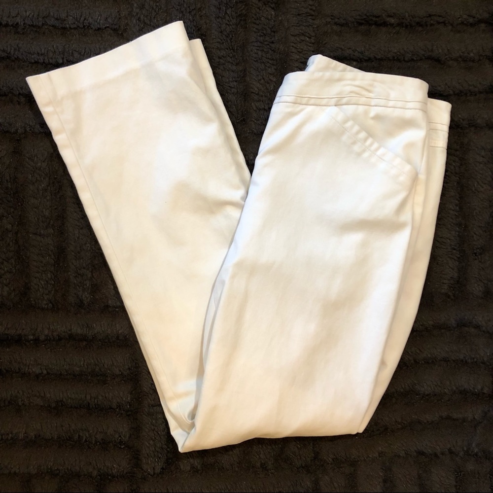 Rafaella size 6 White Pants.